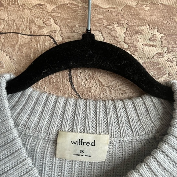 Aritzia Wilfred Sardou Sweater - Picture 5 of 6